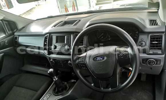 Nunua Ilio tumika Ford Ranger Nyeupe Gari ndani ya Sesheke nchini Magharibi Nunua Ilio tumika Ford Ranger Nyeupe Gari ndani ya Sesheke nchini Magharibi