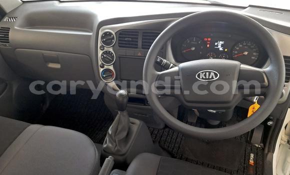 Tenga Tsaru Kia K3 Chena Mota in Senanga in Western Tenga Tsaru Kia K3 Chena Mota in Senanga in Western