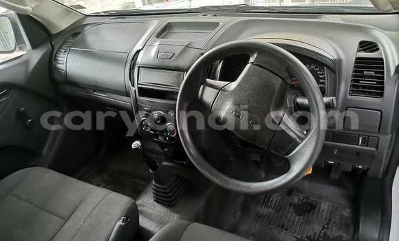 Buy Used Isuzu D–MAX White Car in Ndola in Zambia Buy Used Isuzu D–MAX White Car in Ndola in Zambia