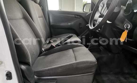 Buy Used Isuzu D–MAX White Car in Ndola in Zambia Buy Used Isuzu D–MAX White Car in Ndola in Zambia