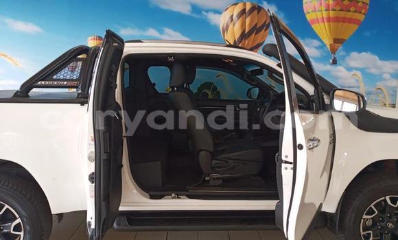 Acheter Occasion Voiture Toyota Hilux Blanc à Lusaka, Zambie Acheter Occasion Voiture Toyota Hilux Blanc à Lusaka, Zambie