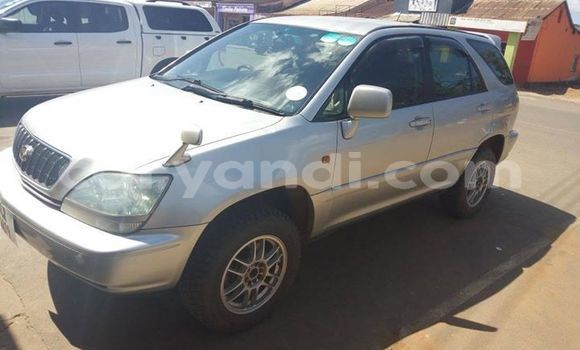 Acheter Occasion Voiture Toyota Harrier Blanc à Kabwe, Zambie Acheter Occasion Voiture Toyota Harrier Blanc à Kabwe, Zambie