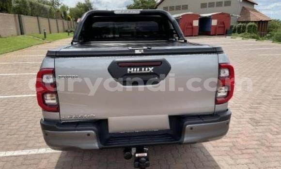 Buy Used Toyota Hilux Silver Car in Lusaka in Zambia Buy Used Toyota Hilux Silver Car in Lusaka in Zambia