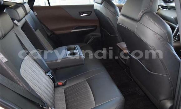 Buy Used Toyota Harrier White Car in Chingola in Zambia Buy Used Toyota Harrier White Car in Chingola in Zambia