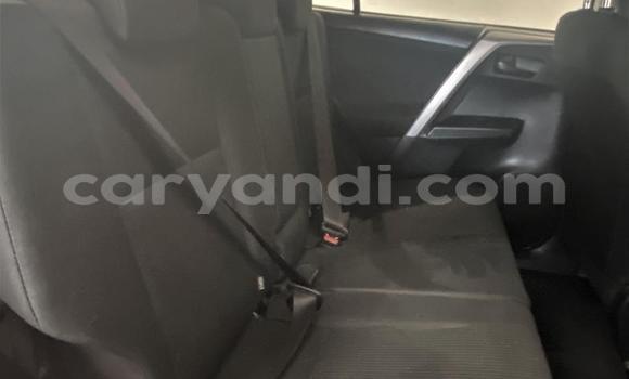 Acheter Occasion Voiture Toyota RAV4 Gris à Kitwe, Zambie Acheter Occasion Voiture Toyota RAV4 Gris à Kitwe, Zambie