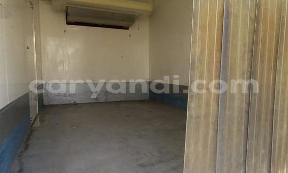 Acheter Occasion Utilitaire Nissan UD Autre à Choma, Du sud Acheter Occasion Utilitaire Nissan UD Autre à Choma, Du sud