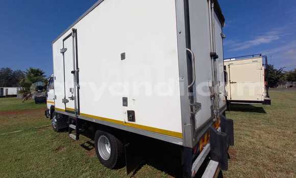 Acheter Occasion Utilitaire Nissan UD Autre à Choma, Du sud Acheter Occasion Utilitaire Nissan UD Autre à Choma, Du sud