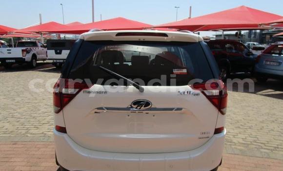 Acheter Occasion Voiture Mahindra Xylo Blanc à Kalulushi, Copperbelt Acheter Occasion Voiture Mahindra Xylo Blanc à Kalulushi, Copperbelt