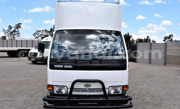 Acheter Occasion Utilitaire Nissan UD Autre à Livingstone, Zambie Acheter Occasion Utilitaire Nissan UD Autre à Livingstone, Zambie