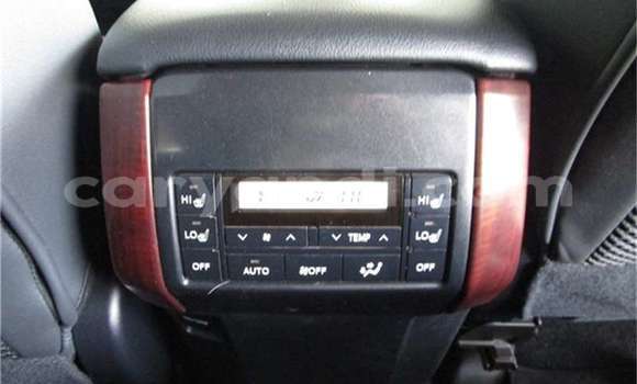 Nunua Ilio tumika Toyota Land Cruiser Prado Nyeupe Gari ndani ya Chingola nchini Zambia Nunua Ilio tumika Toyota Land Cruiser Prado Nyeupe Gari ndani ya Chingola nchini Zambia