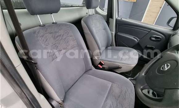 Acheter Occasion Voiture Nissan NP 300 Blanc à Isoka, Nord Acheter Occasion Voiture Nissan NP 300 Blanc à Isoka, Nord