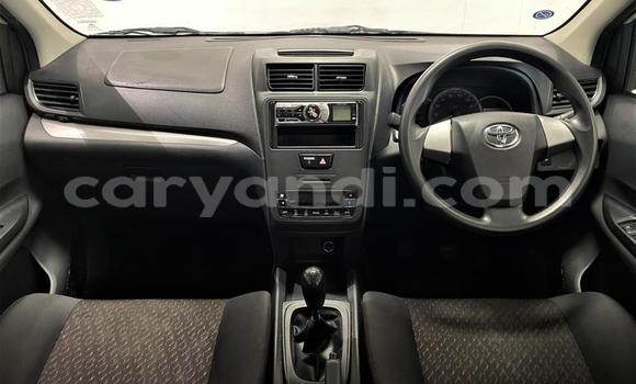 Acheter Occasion Voiture Toyota Avanza Gris à Lusaka, Zambie Acheter Occasion Voiture Toyota Avanza Gris à Lusaka, Zambie