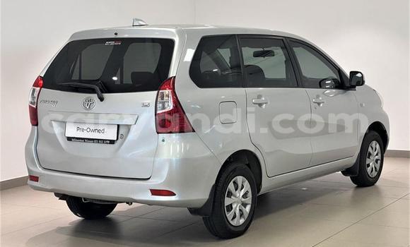 Acheter Occasion Voiture Toyota Avanza Gris à Lusaka, Zambie Acheter Occasion Voiture Toyota Avanza Gris à Lusaka, Zambie