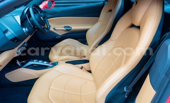 Acheter Occasion Voiture Ferrari 488 Rouge à Lusaka, Zambie Acheter Occasion Voiture Ferrari 488 Rouge à Lusaka, Zambie