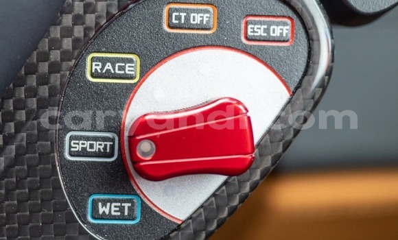 Acheter Occasion Voiture Ferrari 488 Rouge à Lusaka, Zambie Acheter Occasion Voiture Ferrari 488 Rouge à Lusaka, Zambie