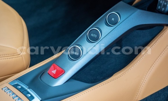 Acheter Occasion Voiture Ferrari 488 Rouge à Lusaka, Zambie Acheter Occasion Voiture Ferrari 488 Rouge à Lusaka, Zambie