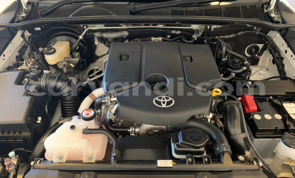 Acheter Occasion Voiture Toyota Hilux Blanc à Lusaka, Zambie Acheter Occasion Voiture Toyota Hilux Blanc à Lusaka, Zambie