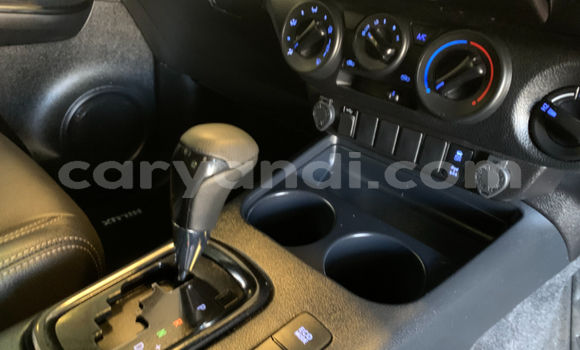 Acheter Occasion Voiture Toyota Hilux Blanc à Lusaka, Zambie Acheter Occasion Voiture Toyota Hilux Blanc à Lusaka, Zambie