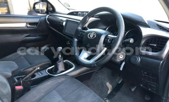 Buy Used Toyota Hilux Silver Car in Livingstone in Zambia Buy Used Toyota Hilux Silver Car in Livingstone in Zambia