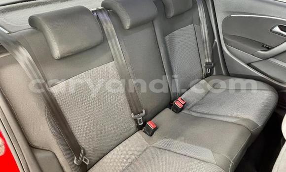 Acheter Occasion Voiture Volkswagen Polo Rouge à Livingstone, Zambie Acheter Occasion Voiture Volkswagen Polo Rouge à Livingstone, Zambie