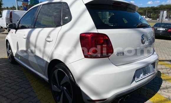 Nunua Ilio tumika Volkswagen Polo GTI Nyeupe Gari ndani ya Livingstone nchini Zambia Nunua Ilio tumika Volkswagen Polo GTI Nyeupe Gari ndani ya Livingstone nchini Zambia