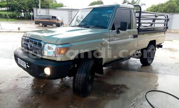 Acheter Occasion Voiture Toyota Land Cruiser Marron à Lusaka, Zambie Acheter Occasion Voiture Toyota Land Cruiser Marron à Lusaka, Zambie