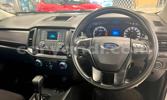 Acheter Occasion Voiture Ford Ranger Blanc à Livingstone, Zambie Acheter Occasion Voiture Ford Ranger Blanc à Livingstone, Zambie