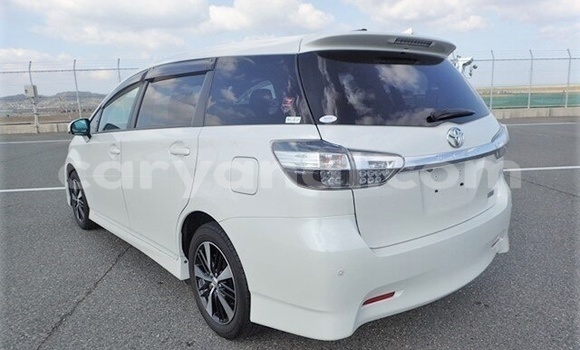 Tenga Tsaru Toyota Wish Chena Mota in Livingstone in Zambia Tenga Tsaru Toyota Wish Chena Mota in Livingstone in Zambia