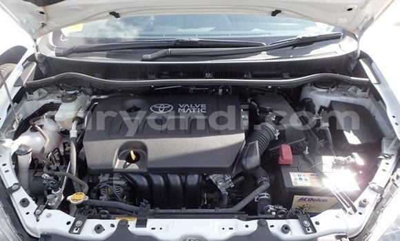 Acheter Occasion Voiture Toyota Hilux Blanc à Livingstone, Zambie Acheter Occasion Voiture Toyota Hilux Blanc à Livingstone, Zambie