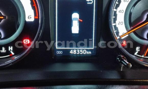 Acheter Occasion Voiture Toyota Hilux Blanc à Livingstone, Zambie Acheter Occasion Voiture Toyota Hilux Blanc à Livingstone, Zambie