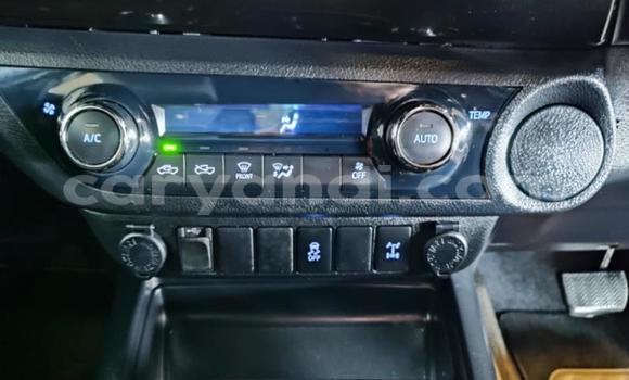 Acheter Occasion Voiture Toyota Hilux Blanc à Livingstone, Zambie Acheter Occasion Voiture Toyota Hilux Blanc à Livingstone, Zambie