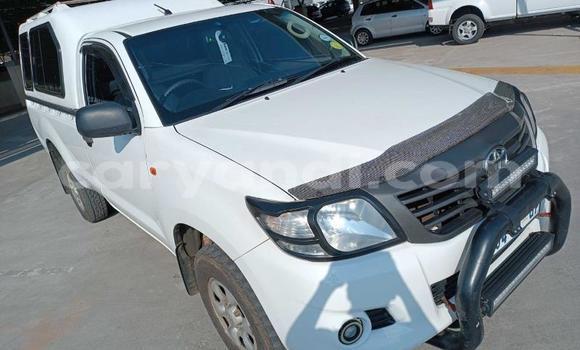 Tenga Tsaru Toyota Hilux Chena Mota in Lusaka in Zambia Tenga Tsaru Toyota Hilux Chena Mota in Lusaka in Zambia