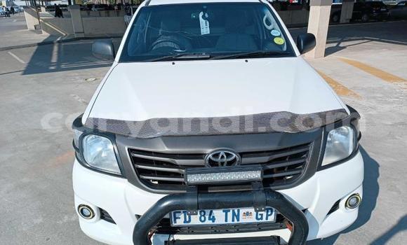 Tenga Tsaru Toyota Hilux Chena Mota in Lusaka in Zambia Tenga Tsaru Toyota Hilux Chena Mota in Lusaka in Zambia