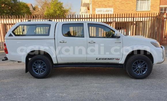 Tenga Tsaru Toyota Hilux Chena Mota in Livingstone in Zambia Tenga Tsaru Toyota Hilux Chena Mota in Livingstone in Zambia