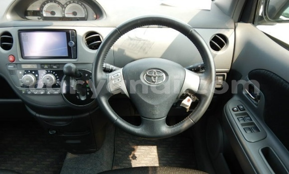 Nunua Ilio tumika Toyota Sienta Fedha Gari ndani ya Livingstone nchini Zambia Nunua Ilio tumika Toyota Sienta Fedha Gari ndani ya Livingstone nchini Zambia