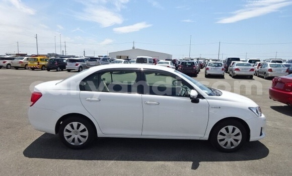 Nunua Ilio tumika Toyota Axio Nyeupe Gari ndani ya Livingstone nchini Zambia Nunua Ilio tumika Toyota Axio Nyeupe Gari ndani ya Livingstone nchini Zambia