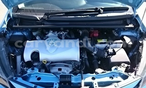 Acheter Occasion Voiture Toyota Vitz Bleu à Livingstone, Zambie Acheter Occasion Voiture Toyota Vitz Bleu à Livingstone, Zambie