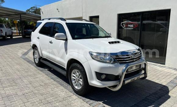 Tenga Tsaru Toyota Fortuner Chena Mota in Livingstone in Zambia
