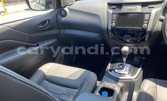 Nunua Ilio tumika Nissan Navara Fedha Gari ndani ya Livingstone nchini Zambia Nunua Ilio tumika Nissan Navara Fedha Gari ndani ya Livingstone nchini Zambia