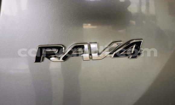 Acheter Occasion Voiture Toyota RAV4 Gris à Livingstone, Zambie Acheter Occasion Voiture Toyota RAV4 Gris à Livingstone, Zambie