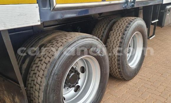 Acheter Occasion Utilitaire Hino Ranger Noir à Livingstone, Zambie Acheter Occasion Utilitaire Hino Ranger Noir à Livingstone, Zambie