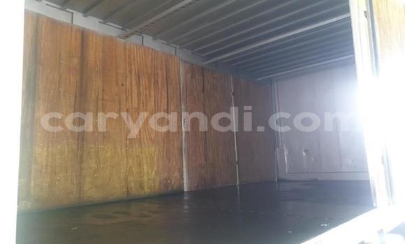 Acheter Occasion Utilitaire Hino Ranger Blanc à Livingstone, Zambie Acheter Occasion Utilitaire Hino Ranger Blanc à Livingstone, Zambie