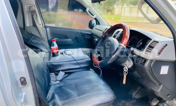 Acheter Occasion Utilitaire Toyota HiAce Autre à Lusaka, Zambie Acheter Occasion Utilitaire Toyota HiAce Autre à Lusaka, Zambie