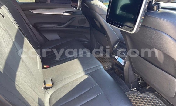 Acheter Occasion Voiture BMW X5 Blanc à Lusaka, Zambie Acheter Occasion Voiture BMW X5 Blanc à Lusaka, Zambie