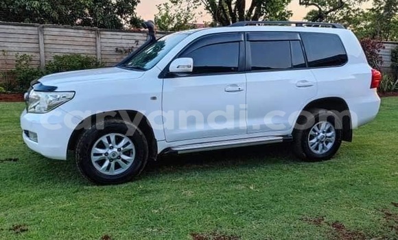 Acheter Occasion Voiture Toyota Land Cruiser Blanc à Mongu, Occidental Acheter Occasion Voiture Toyota Land Cruiser Blanc à Mongu, Occidental