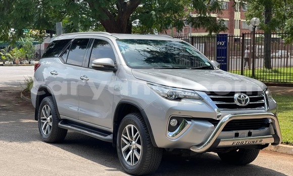 Acheter Occasion Voiture Toyota Fortuner Autre à Lusaka, Zambie