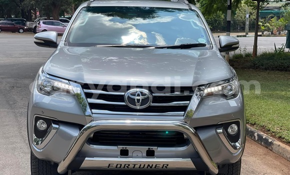 Tenga Tsaru Toyota Fortuner Zvimwe Mota in Lusaka in Zambia Tenga Tsaru Toyota Fortuner Zvimwe Mota in Lusaka in Zambia