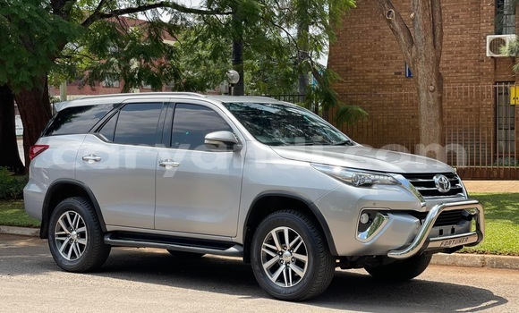 Tenga Tsaru Toyota Fortuner Zvimwe Mota in Lusaka in Zambia Tenga Tsaru Toyota Fortuner Zvimwe Mota in Lusaka in Zambia