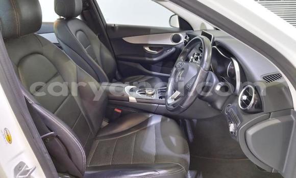 Tenga Tsaru Mercedes‒Benz C-klasse Chena Mota in Limulunga in Western Tenga Tsaru Mercedes‒Benz C-klasse Chena Mota in Limulunga in Western