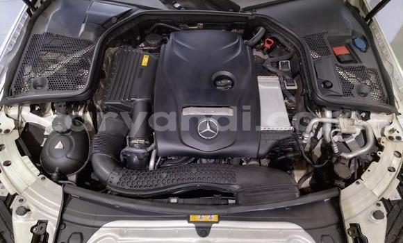 Tenga Tsaru Mercedes‒Benz C-klasse Chena Mota in Limulunga in Western Tenga Tsaru Mercedes‒Benz C-klasse Chena Mota in Limulunga in Western